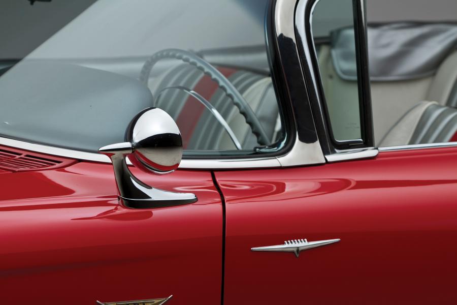  Pontiac Bonneville Convertible 1959 года  (фото 10 из 23)